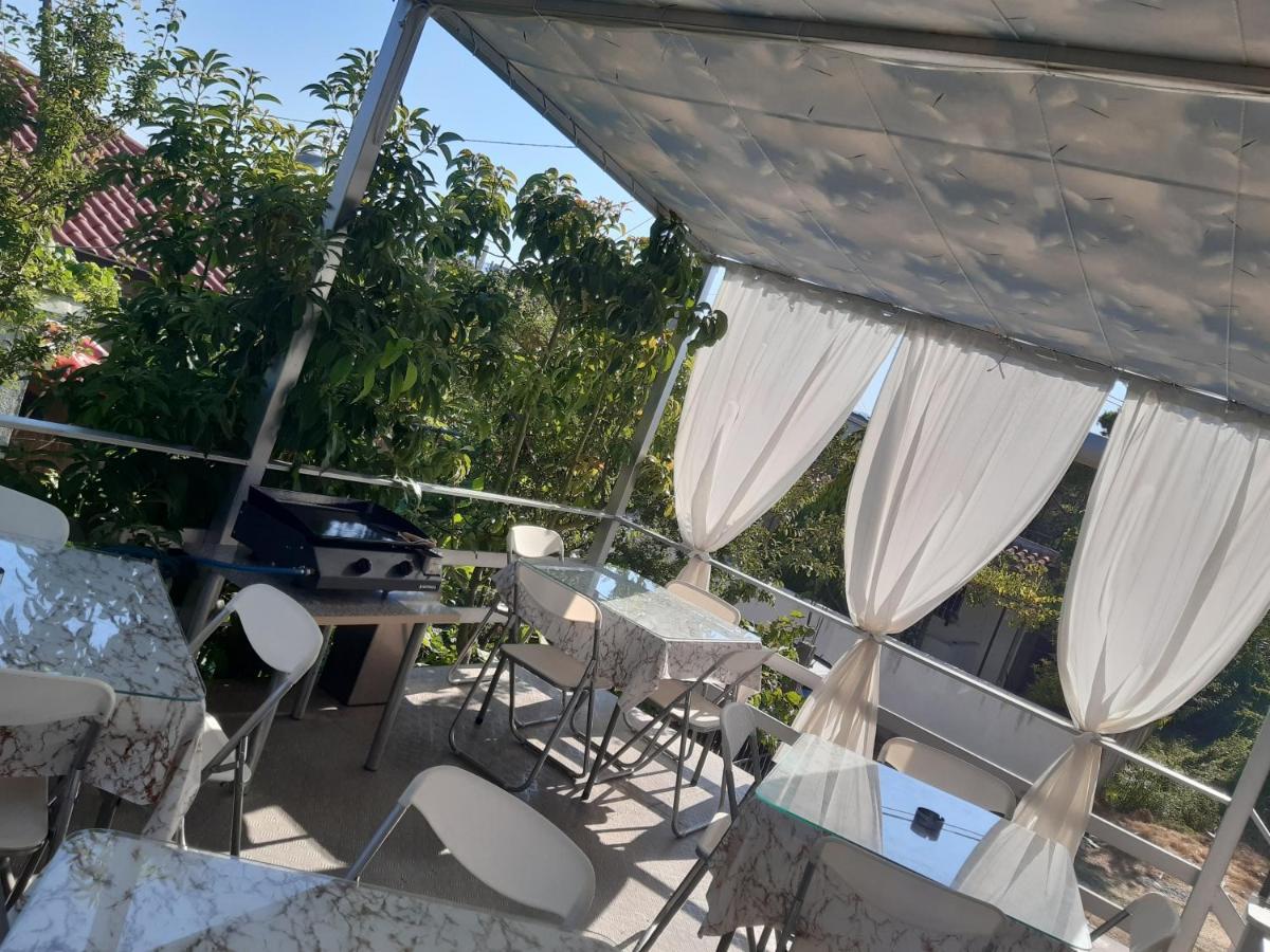 Collaku apartment's Vlore Bagian luar foto